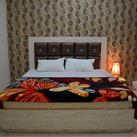 Heaven Blu Hotel & Resort 阿姆利则 外观 照片