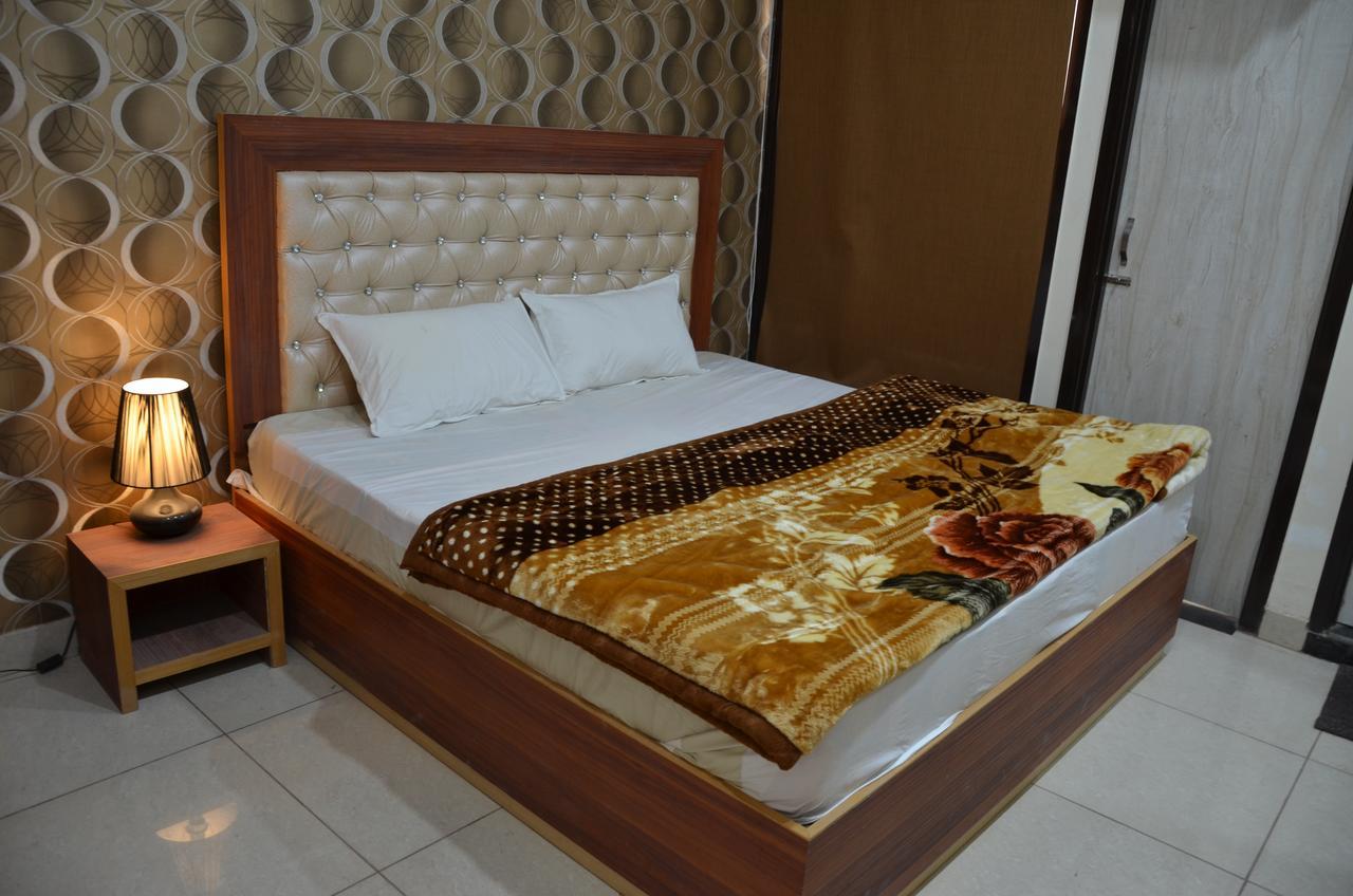 Heaven Blu Hotel & Resort 阿姆利则 外观 照片